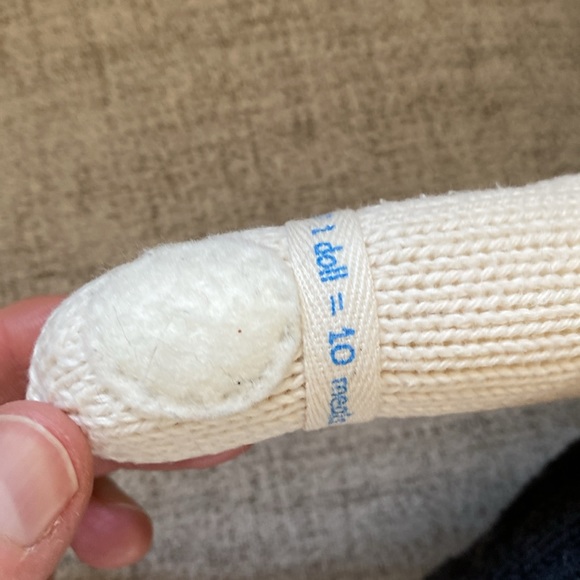 🧸Cuddle and Kind Hudson the polar bear 20” heirloom detail hand knit 🧶 - Picture 9 of 11